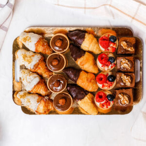 BANDEJA DE DULCES VARIADOS